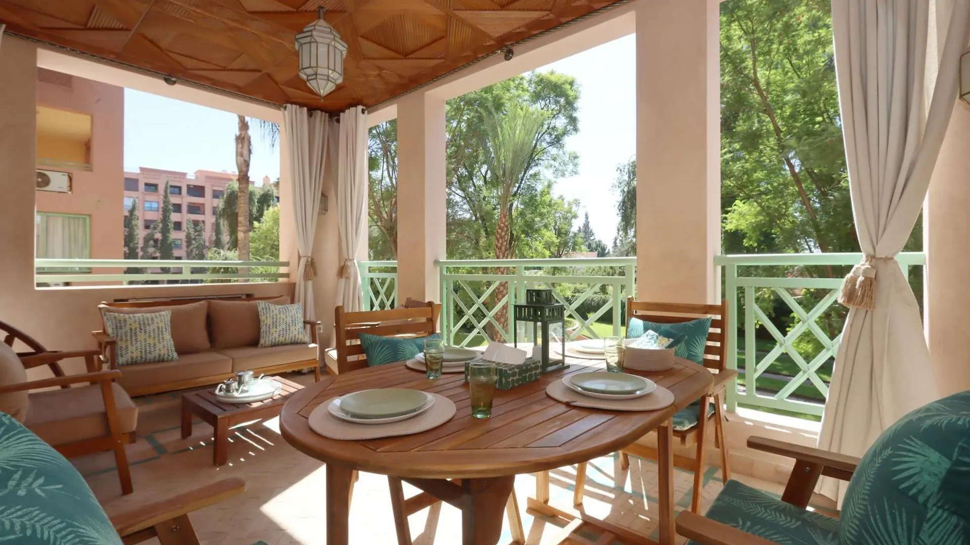 Somptueux Appartement Jardin & Piscine - Hivernage Marrakesh Apartment